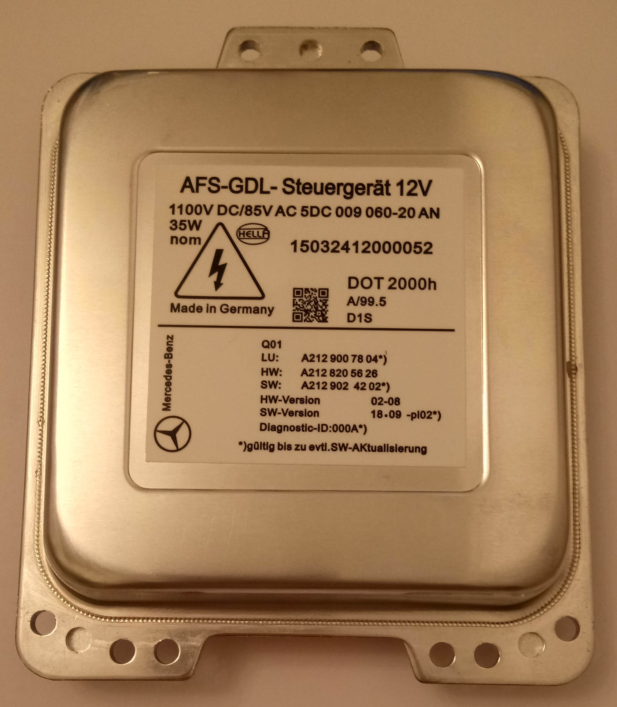 Блок розжига ксенон Mercedes-Benz Hella A2129007804